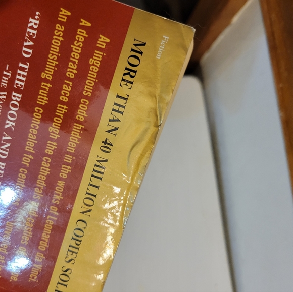 Book - The DaVinci Code by Dan Brown - Picture 4 of 4